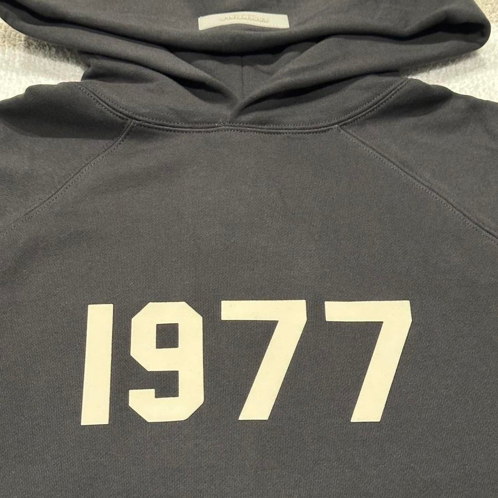 ESSENTIALS HOODIE (black 1997)